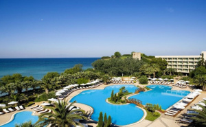5 Дни Полупансион за Двама през Септември в Sani Beach Hotel