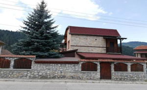 Почивка за Двама в Guest House Diva Reka, Бели Искър