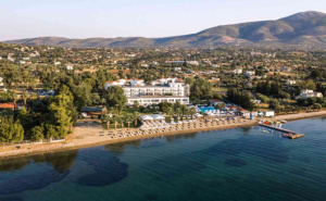 5 дни със закуска за двама през юни 2026 в Brown Beach Evia Island, a member of Brown Hotels