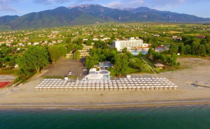 All Inclusive на Първа Линия с Вкл. Чадър и Шезлонг на Плажа, Бар на Плажа, Паркинг