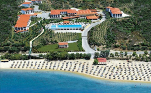 5 дни All Inclusive за двама през юни в Akrathos Beach Hotel