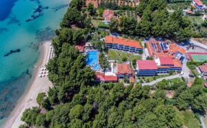 5 дни със закуска за двама през август в Porfi Beach Hotel Halkidiki