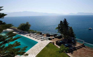 лято 2027, 5 дни със закуска за двама в Red Tower Hotel Lefkada